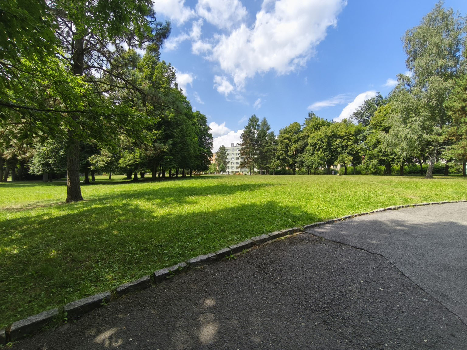 park-grilpoint-stary
